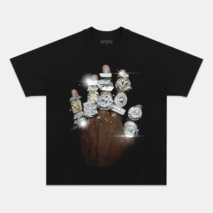EXCLUSIVE FINGER RING TEE