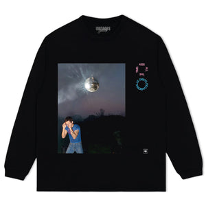 HARRY STYLES & KISS ALL THE TIME. DISCO, OCCASIONALLY TEE & LS & HOODIE