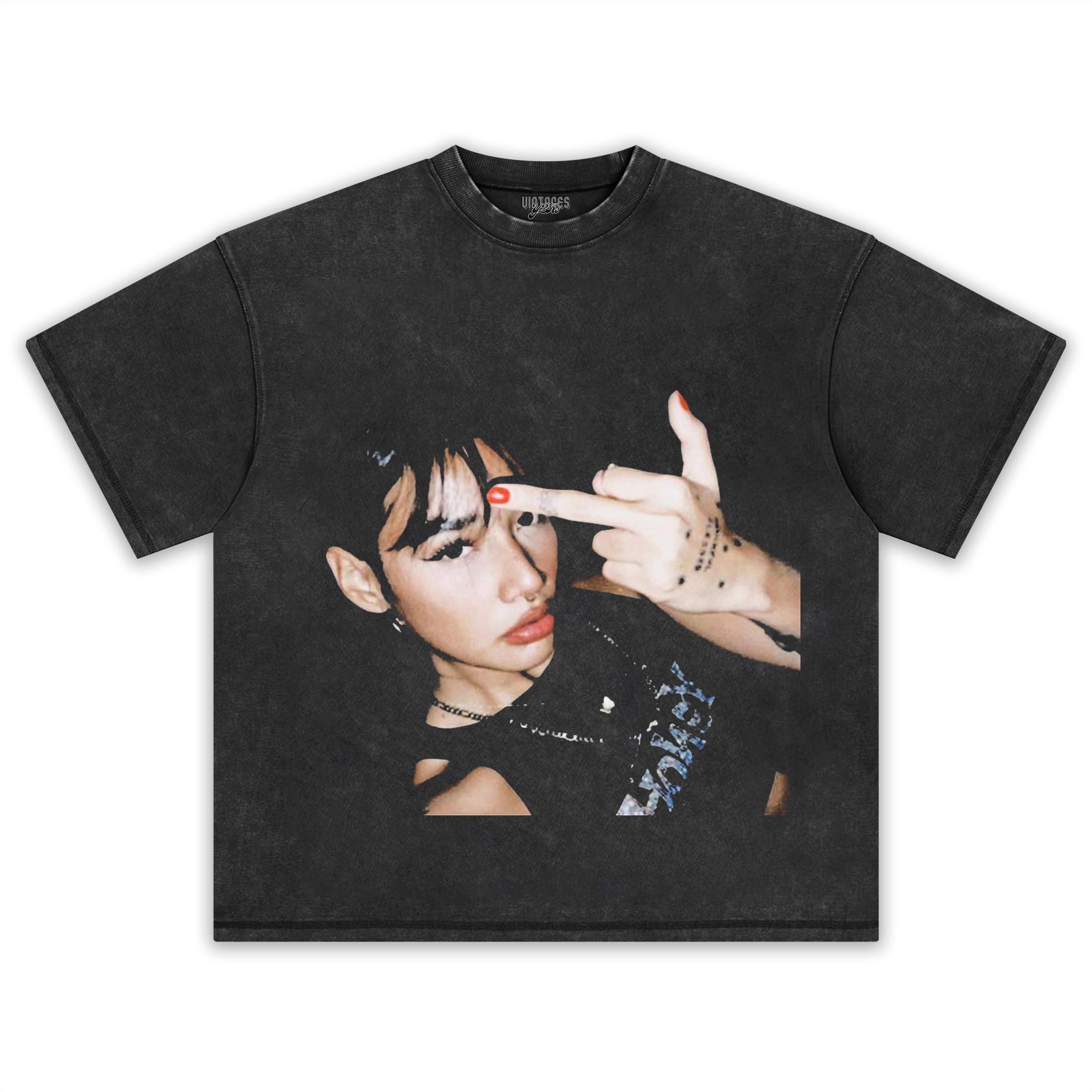 LIZETH SELENE TEE